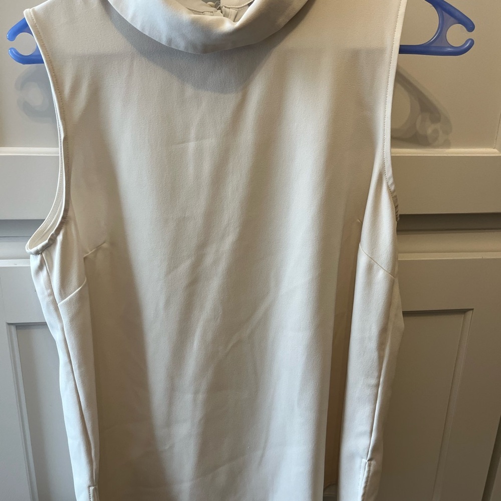 H&M Off-White Top - Picture 3 of 3